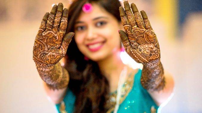 বিয়ের কনের প্রস্তুতি
