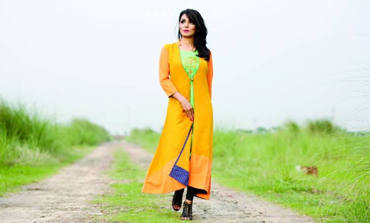 কটির ফ্যাশন চলছে এখন !