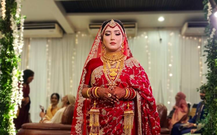 বিয়ের শাড়ী ও লেহেঙ্গার কেনার জন্য কোথায় যাবেন ?