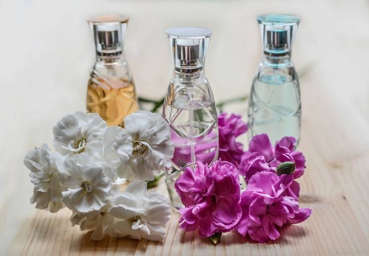Body splash ও Body mist এর সুগন্ধ ধরে রাখুন দীর্ঘক্ষন