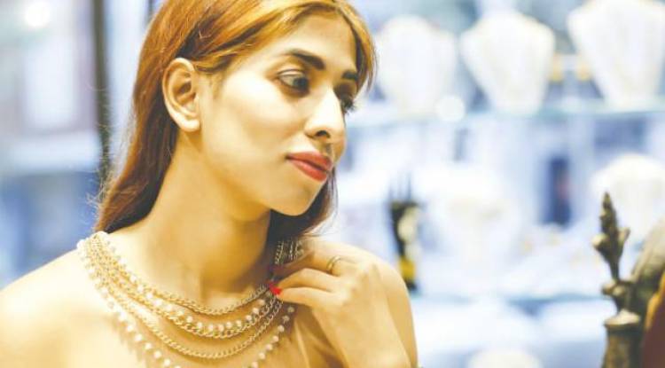 গলার জন্য কেমন  চেইন ?