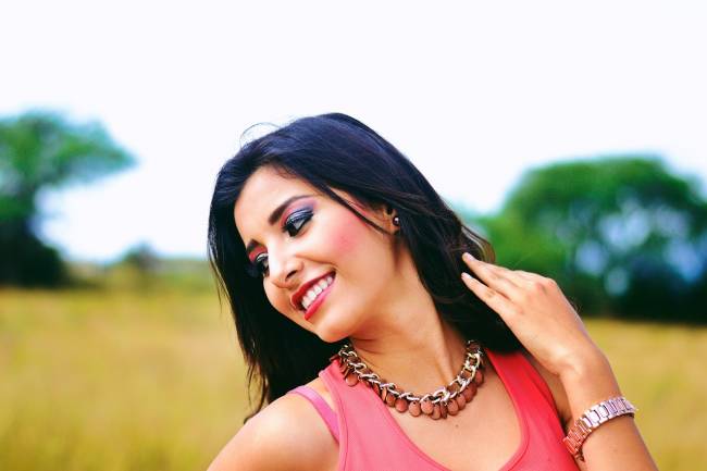 বর্ষাকালে প্রতিদিনের জন্য মেকআপ টিপস